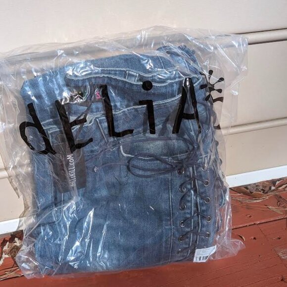 Lace Up Flare Jeans - Picture 3 of 3